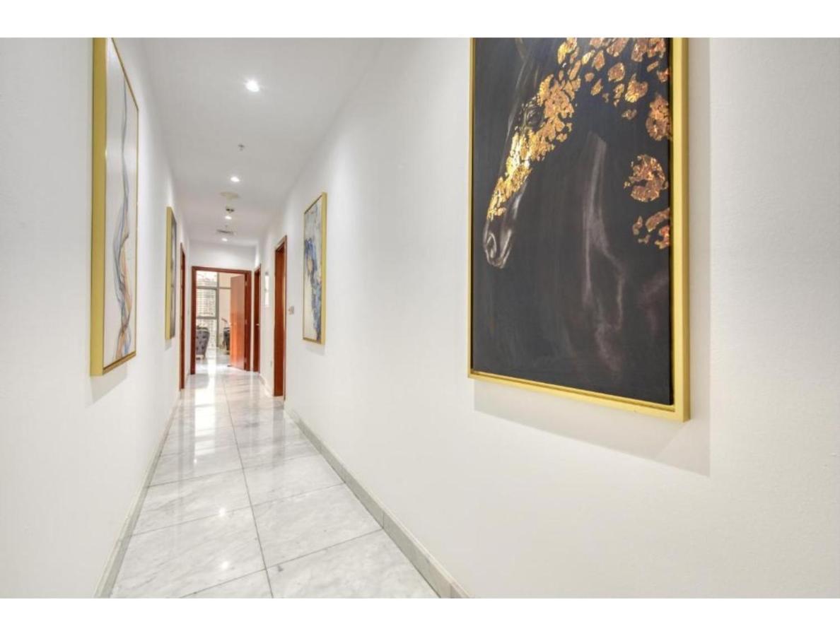 The Penthouse Near Burj Khalifa And Mall شقة