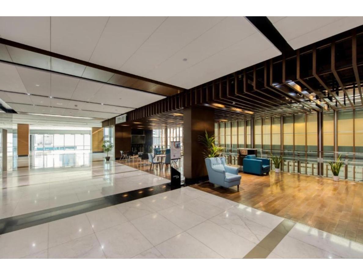 The Penthouse Near Burj Khalifa And Mall شقة *