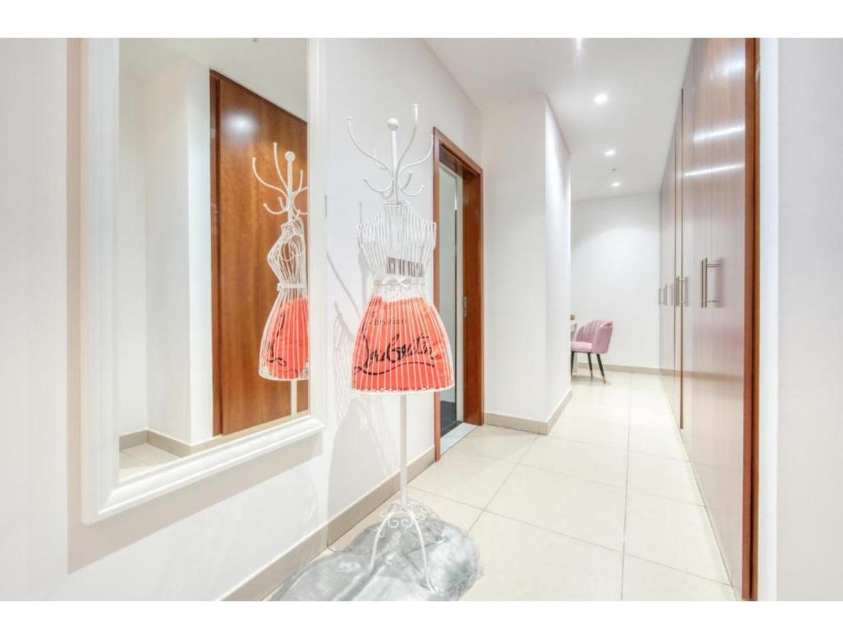 The Penthouse Near Burj Khalifa And Mall شقة دبي