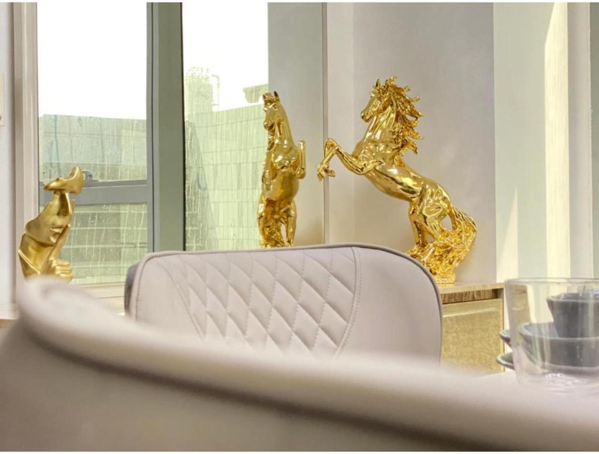 The Penthouse Near Burj Khalifa And Mall شقة *
